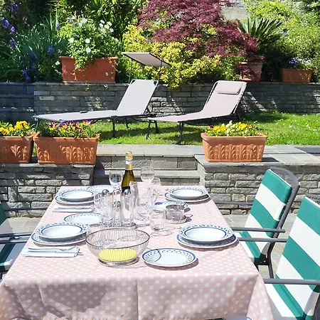 Casa Intignano - Con Terrazzo Vista Lägenhet *
